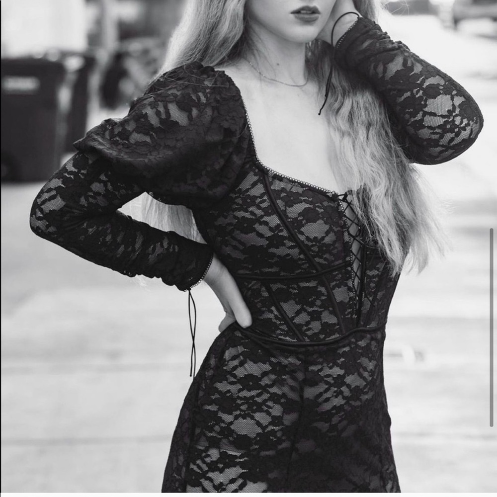 For love & lemons 🍋 Violetta dress ✨HOST pick✨ - Picture 7 of 15